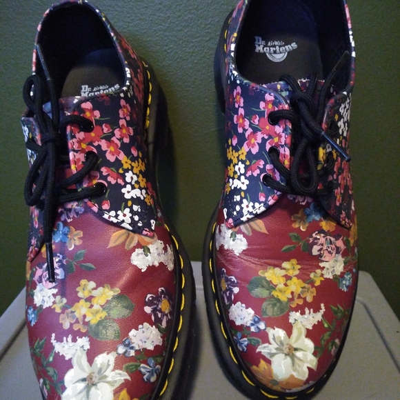 Doc Martin shoe - Picture 4 of 5